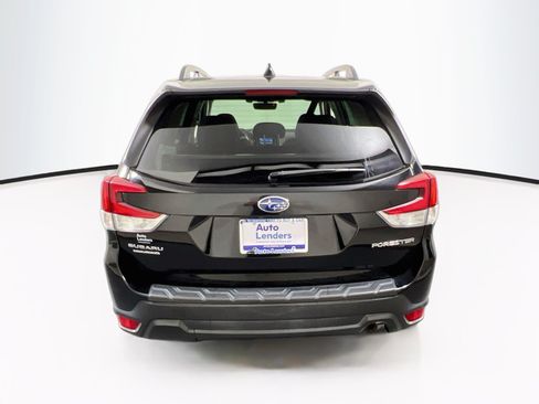 Used 2020 Subaru Forester Premium AWD/4WD image 6