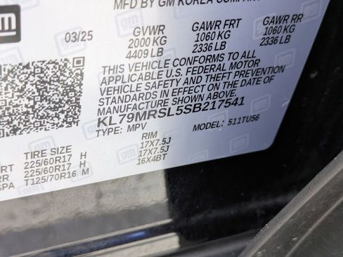 Used 2025 Chevrolet TrailBlazer LT AWD/4WD image 36