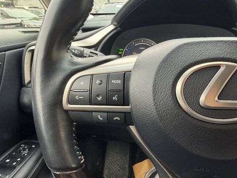 Used 2018 Lexus RX 450hL Luxury w/ Accessory Package AWD/4WD image 21