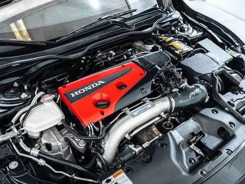 Used 2018 Honda Civic Type R image 34