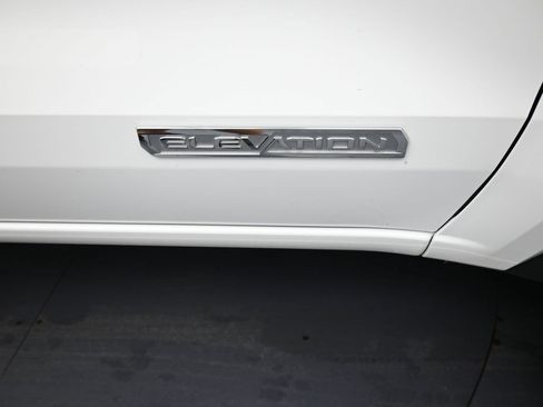 Used 2024 GMC Canyon Elevation w/ Convenience Package image 5