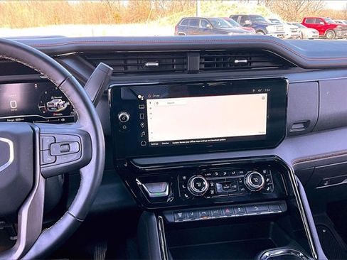 Used 2025 GMC Sierra 3500 AT4 w/ AT4 Premium Plus Package image 10