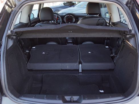 Used 2017 MINI Cooper 2-Door Hardtop image 30