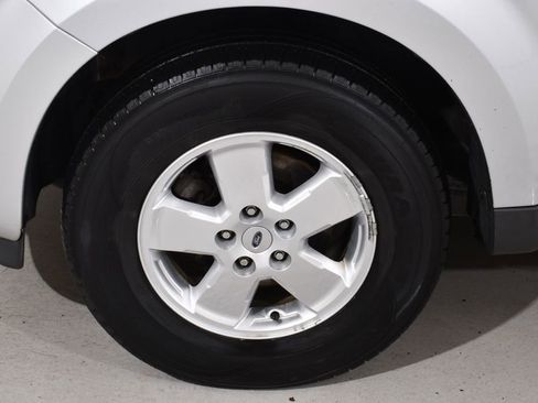 Used 2012 Ford Escape XLT AWD/4WD image 23