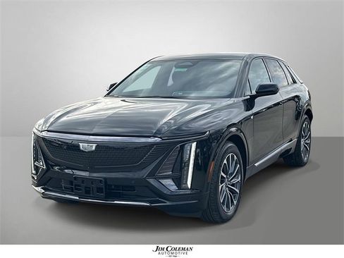 New 2026 Cadillac Lyriq Sport image 1