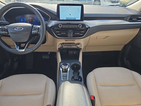 Used 2021 Ford Escape Titanium FWD image 15