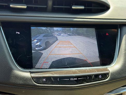 Used 2017 Cadillac XT5 Premium Luxury w/ LPO, Wheel Lock Package AWD/4WD image 25