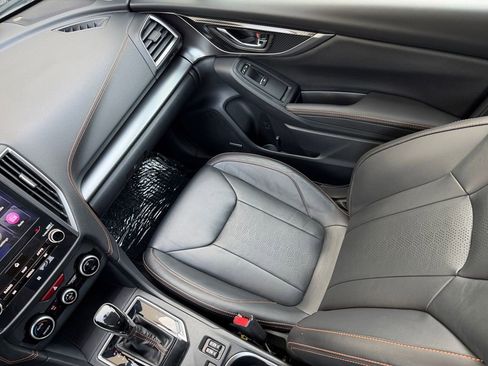 Used 2019 Subaru Crosstrek 2.0i Limited w/ Moonroof Package w/Navigation image 17