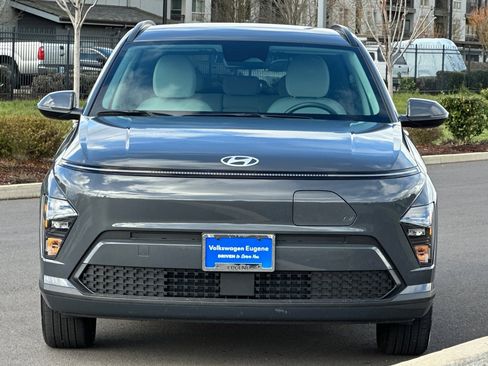 Used 2024 Hyundai Kona SEL image 8