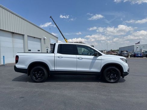 Certified 2024 Honda Ridgeline Black Edition image 8