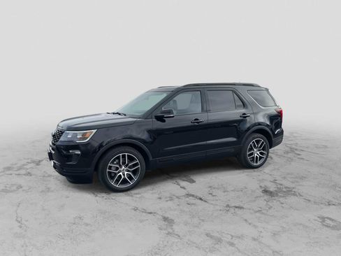 Used 2019 Ford Explorer Sport w/ Equipment Group 401A image 4