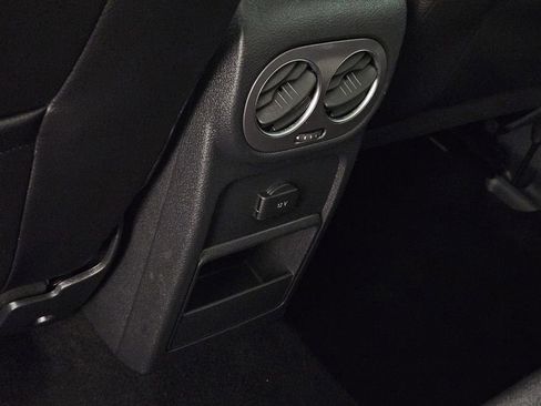 Used 2017 Volkswagen Tiguan Wolfsburg Edition FWD image 26