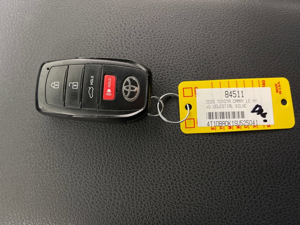 Used 2025 Toyota Camry LE w/ Convenience Package AWD/4WD image 24