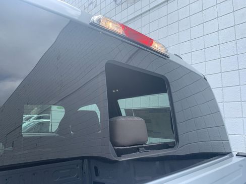 New 2025 Ford F150 XLT w/ Equipment Group 302A MID image 38