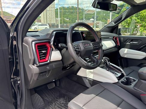 New 2026 GMC Canyon AT4X AWD/4WD image 13