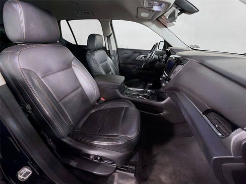 Used 2020 Chevrolet Traverse LT AWD/4WD image 30