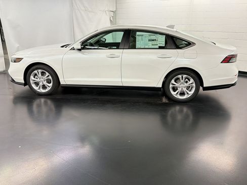 New 2026 Honda Accord LX image 2