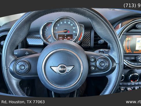 Used 2018 MINI Cooper S image 29