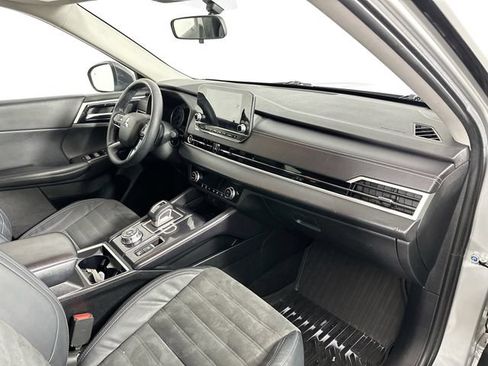 Used 2022 Mitsubishi Outlander SE AWD/4WD image 30