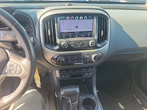 Used 2016 Chevrolet Colorado Z71 AWD/4WD image 24