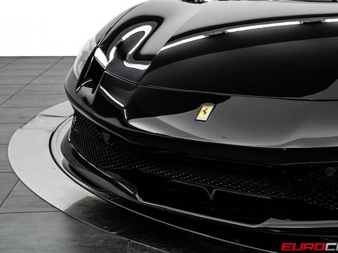 Used 2022 Ferrari 296 GTB RWD image 13