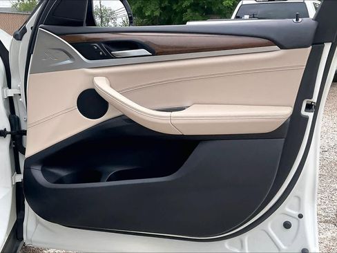 Used 2019 BMW X3 sDrive30i w/ Premium Package RWD image 23