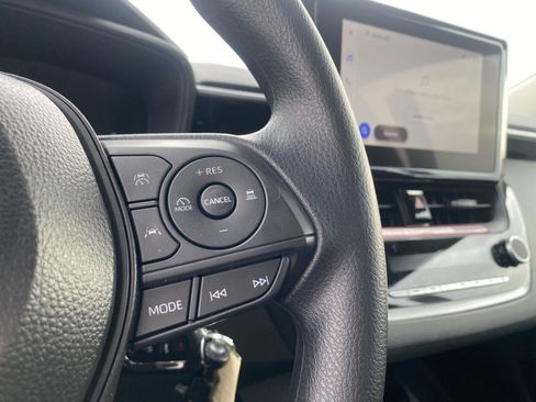 Used 2026 Toyota Corolla LE image 15