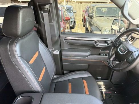 Used 2026 GMC Sierra 1500 AT4 w/ AT4 Premium Package AWD/4WD image 14