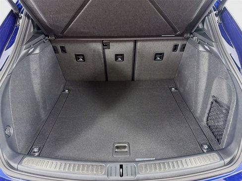 New 2026 Porsche Macan Turbo image 18