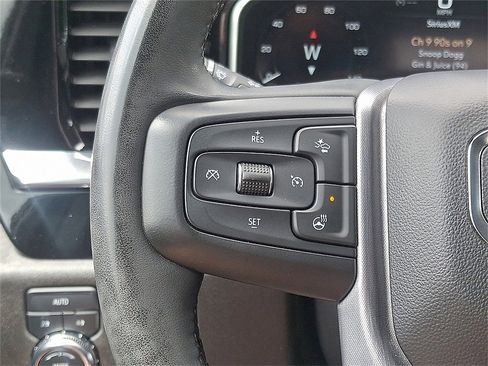 Used 2023 GMC Sierra 1500 Elevation image 21