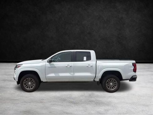 Used 2024 Chevrolet Colorado LT w/ LT Convenience Package II image 9