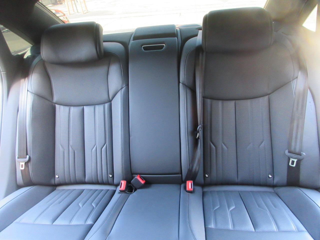 Used 2025 Audi A8 L 3.0T w/ EXECUTIVE PACKAGE w/ Executive Package AWD/4WD image 43