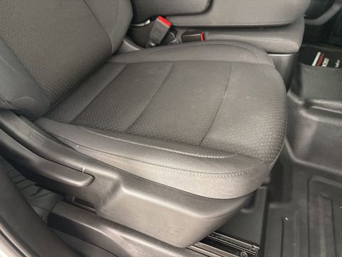 Used 2025 Chevrolet Silverado 3500 W/T image 26