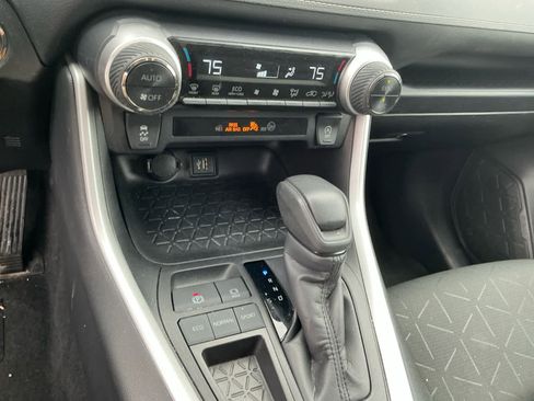 Used 2024 Toyota RAV4 XLE image 22