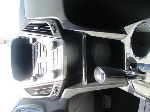 Used 2017 Chevrolet Equinox LT w/ Convenience Package FWD image 11