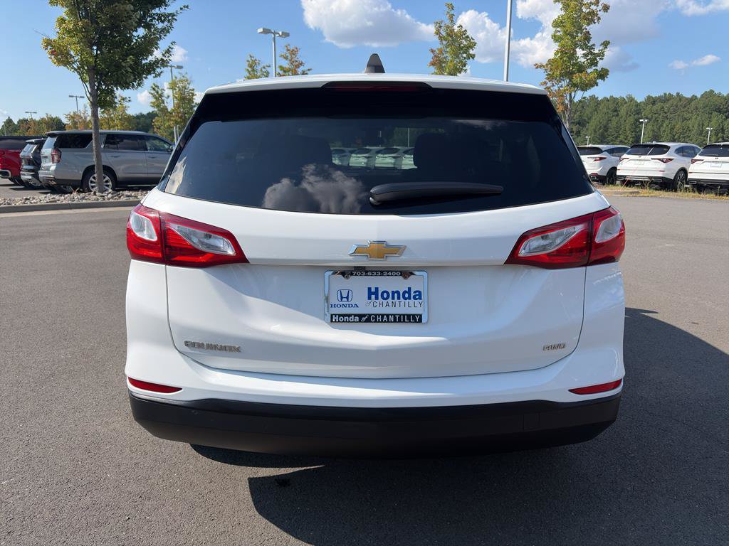 Used 2020 Chevrolet Equinox LS w/ LS Convenience Package AWD/4WD image 6