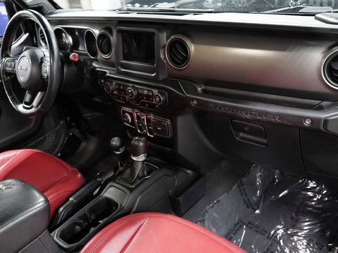 Used 2020 Jeep Wrangler Unlimited Sport AWD/4WD image 32
