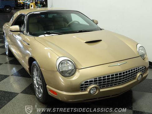 Used 2005 Ford Thunderbird image 14