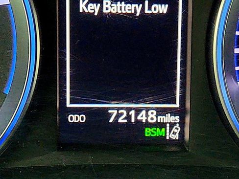 Used 2018 Toyota Highlander XLE image 16