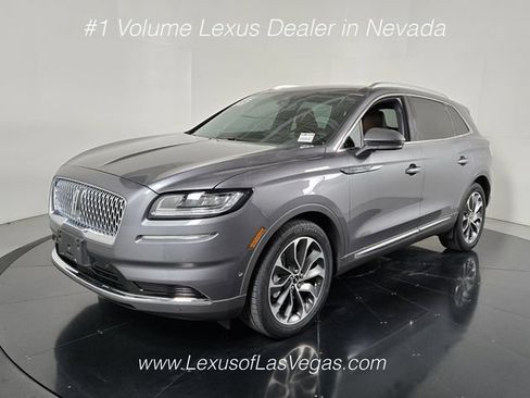 Used 2023 Lincoln Nautilus Reserve FWD image 2