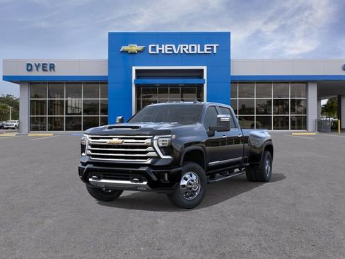 New 2026 Chevrolet Silverado 3500 High Country AWD/4WD image 9