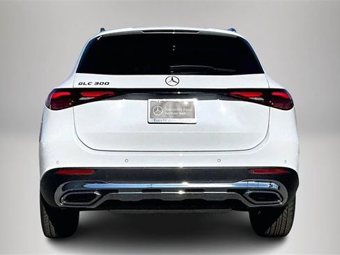 New 2026 Mercedes-Benz GLC 300 image 3