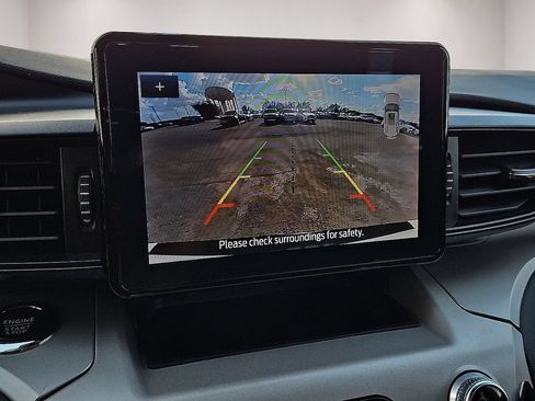 Used 2023 Ford Explorer XLT RWD image 27