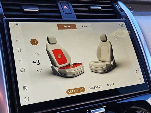 Used 2024 Land Rover Discovery Metropolitan Edition image 23