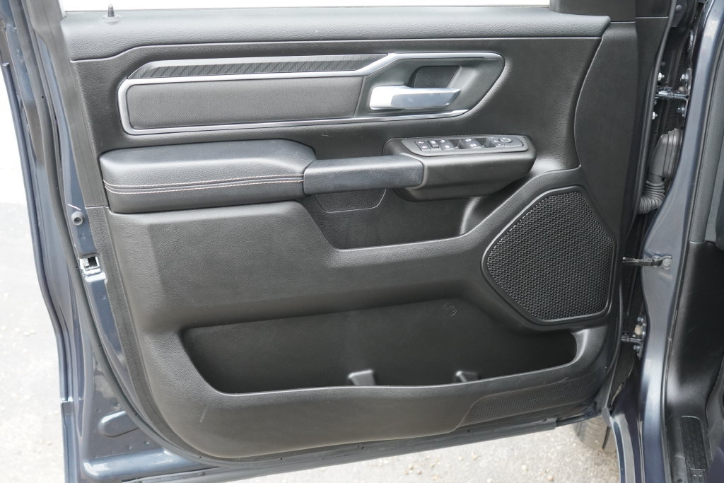 Used 2025 RAM 1500 Big Horn AWD/4WD image 11