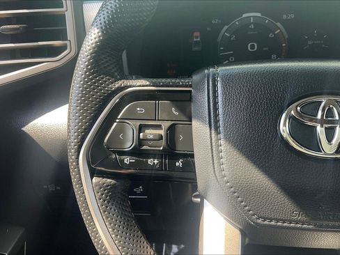 Used 2024 Toyota Tundra Limited AWD/4WD image 23