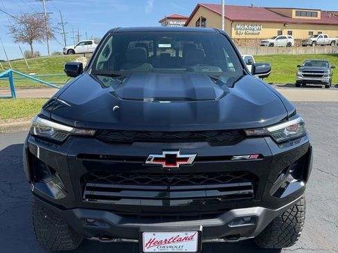 New 2026 Chevrolet Colorado ZR2 w/ Technology Package AWD/4WD image 2