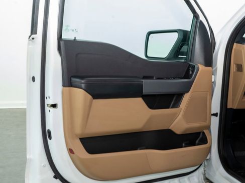 Used 2023 Ford F150 XLT image 9