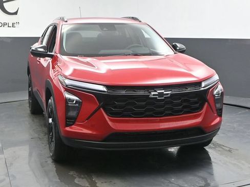 New 2026 Chevrolet Trax LT w/ Driver Confidence Package FWD image 29