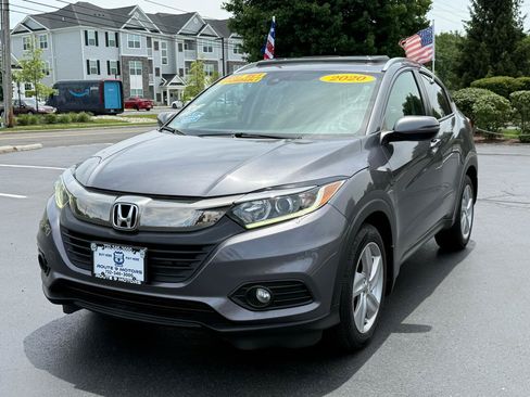 Used 2020 Honda HR-V EX image 3